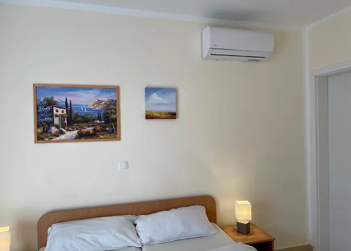 Novalja Apartments By Nena
